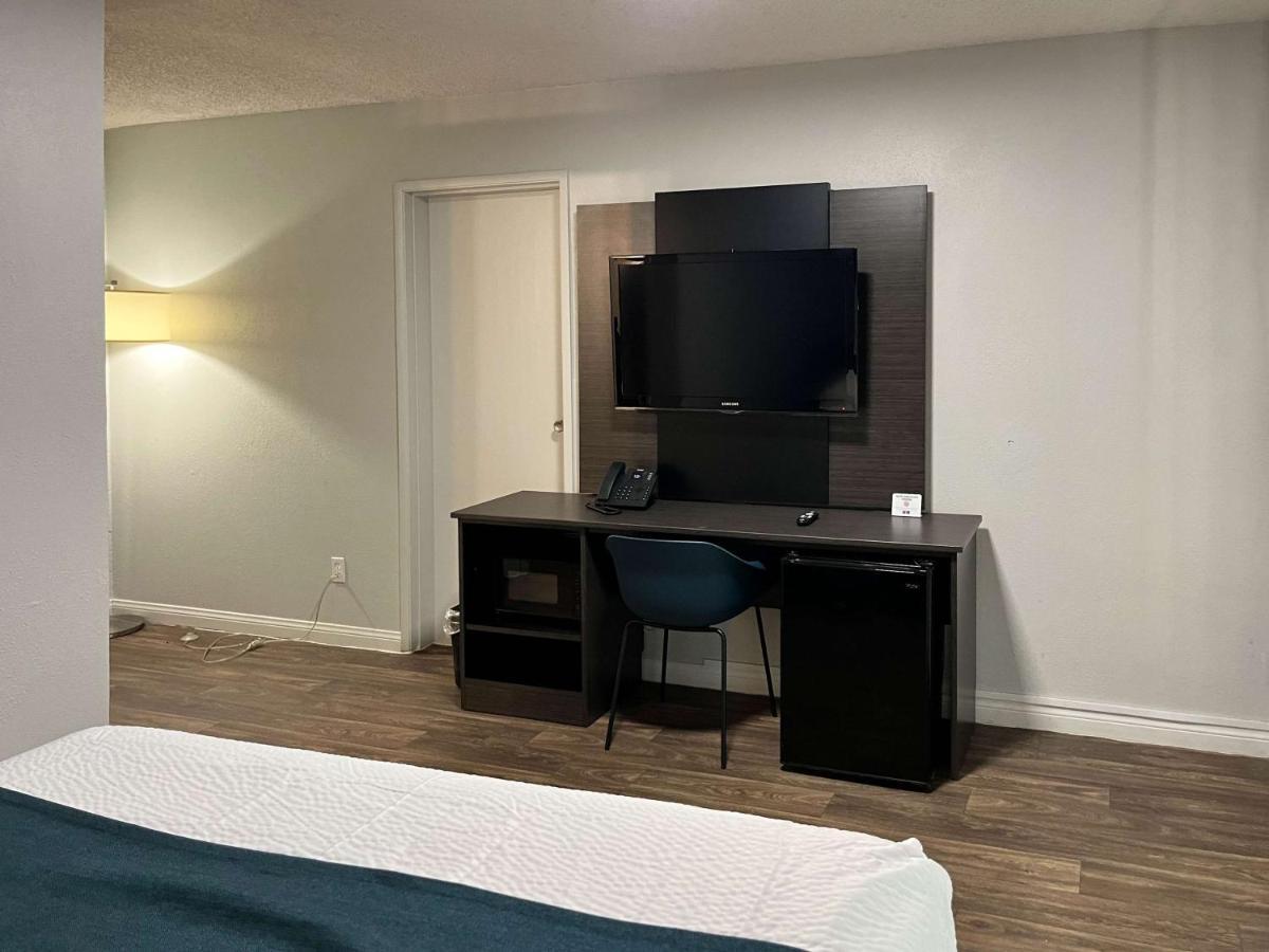 Motel 6 Las Vegas Nv Downtown Fremont St ภายนอก รูปภาพ