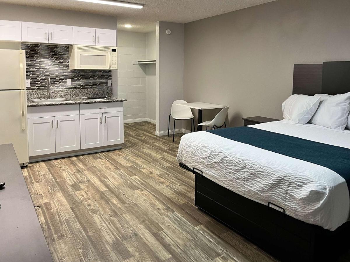 Motel 6 Las Vegas Nv Downtown Fremont St ภายนอก รูปภาพ